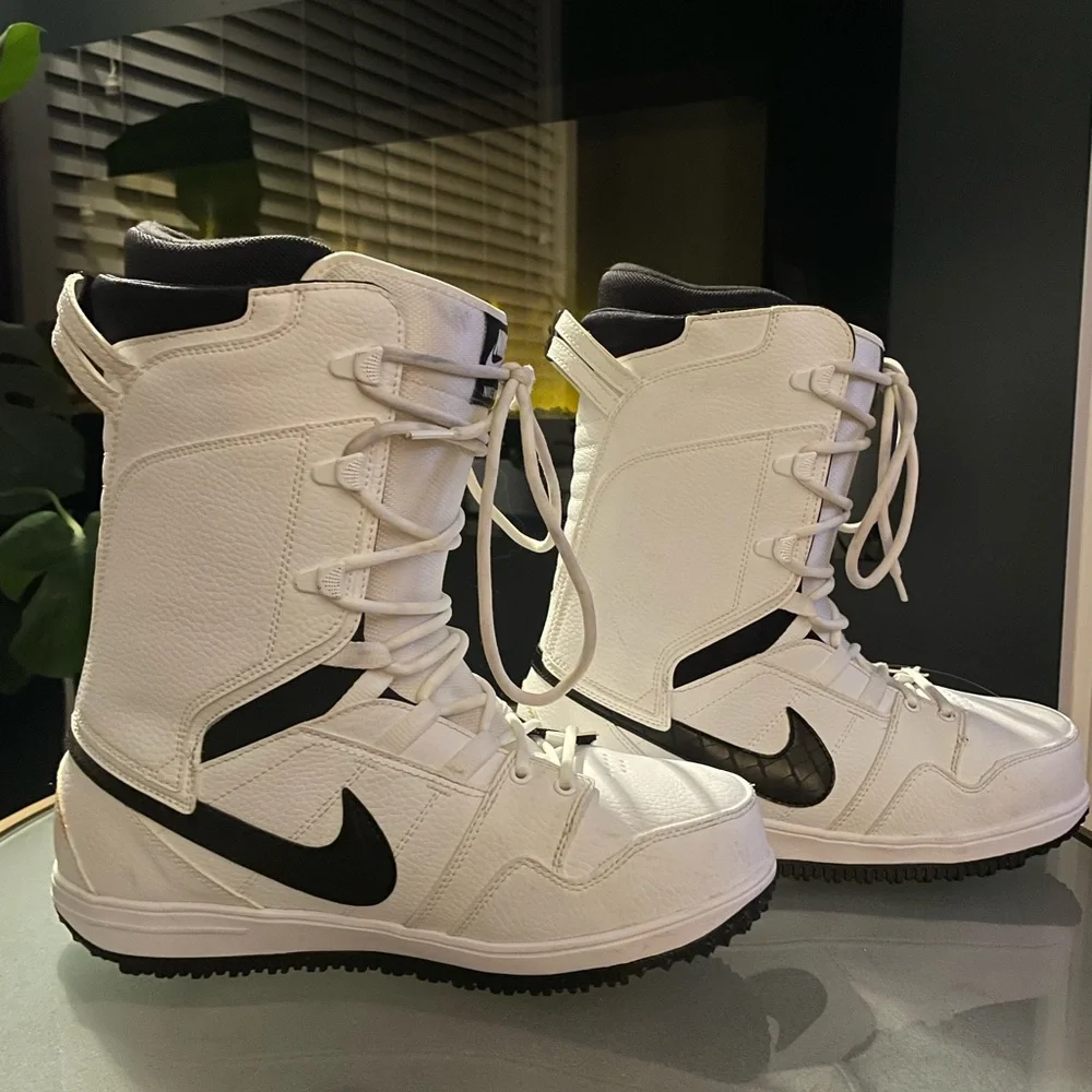 elfbar elfa master akku Nike Vapen Black Green Lace-Up Snowboard Boots Women's Size 9.5 main image 1